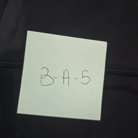 Lululemon x Soulcycle Leggings Sz 6 Black with Skull design - Picture 6 of 6